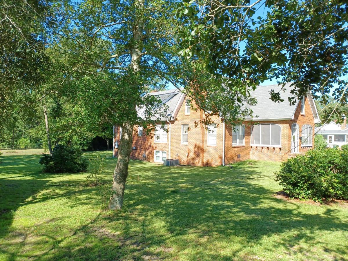 Brick House Retreat Hotell Hamlet Exteriör bild